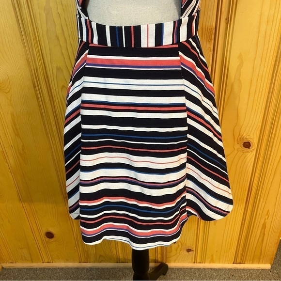 Adelyn Rae Cut Out Striped Dress Sz-S - Picture 7 of 10